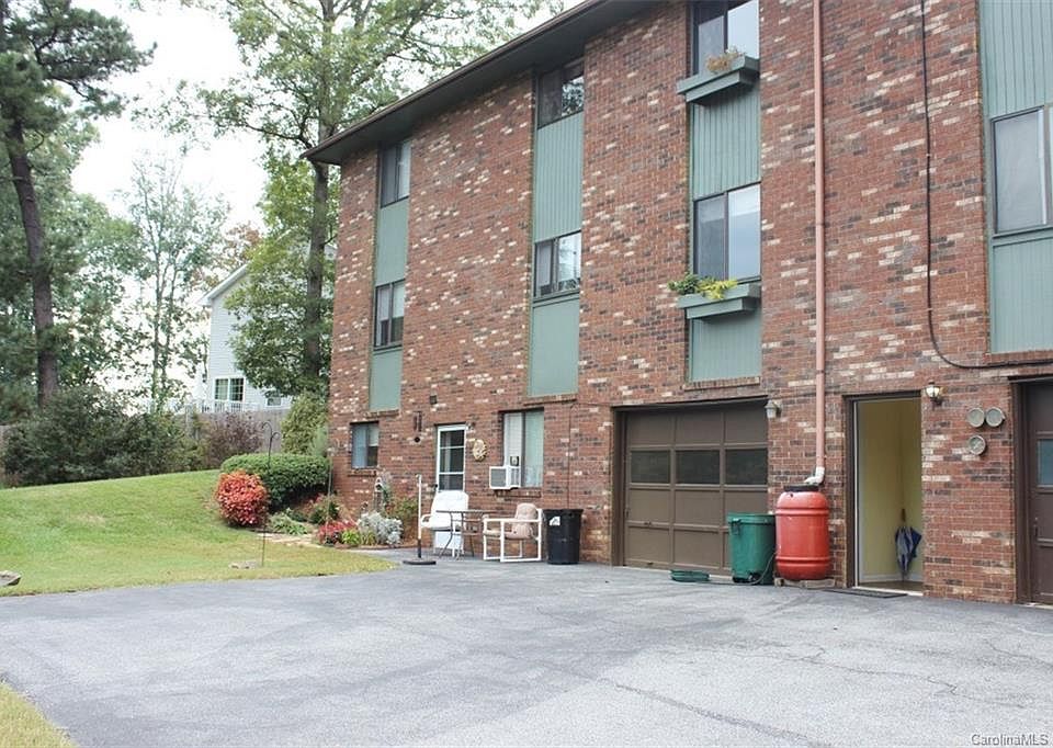 1st image of 63 Ardis Ln #A