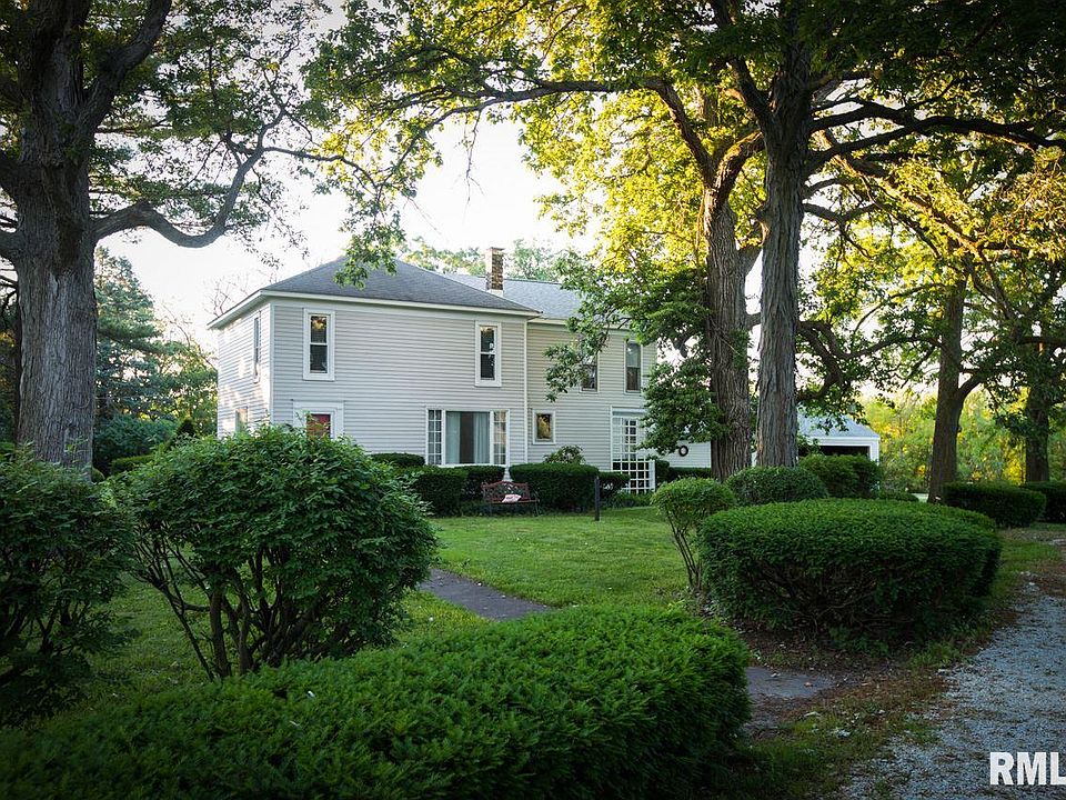 1st image of 833 E County Road 1400 N