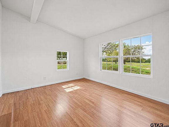 4th image of 5845 Fm 71 W