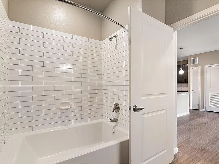 B2 - 2 Bedroom 2 Bathroom