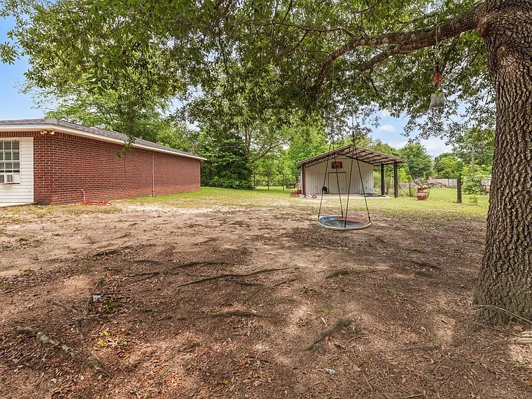5246 Sewell Rd — Photo 20