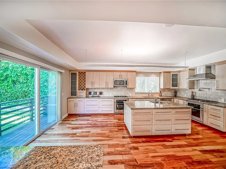 5512 Leghorn Ave — Photo 49