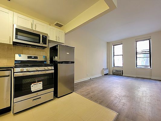 1st image of 420 E 78th St #1BB