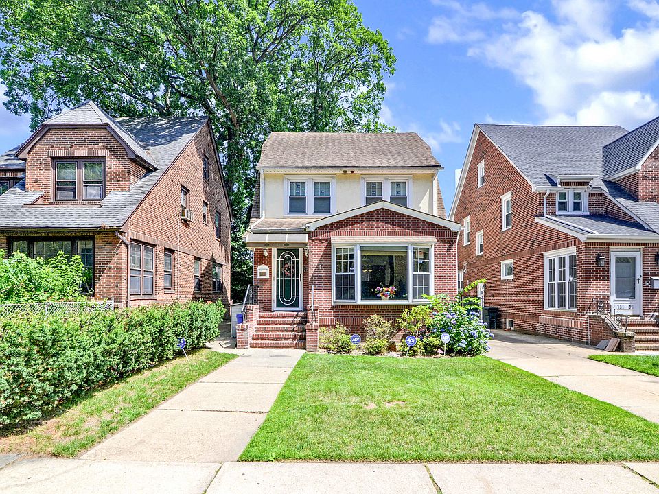 1st image of 109-38 Park Ln S