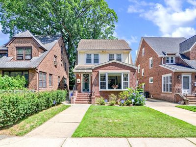 109-38 Park Ln S, Richmond Hill, NY, 11418