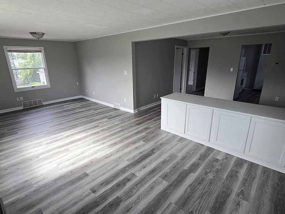 1st image of 3701 1/2 N Walnut St