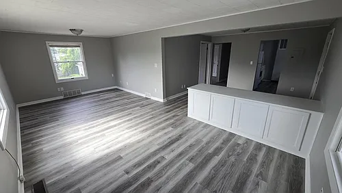 3701 1/2 N Walnut St Photo 1