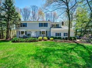 26 Indian Trail Rd, Randolph, NJ 07869