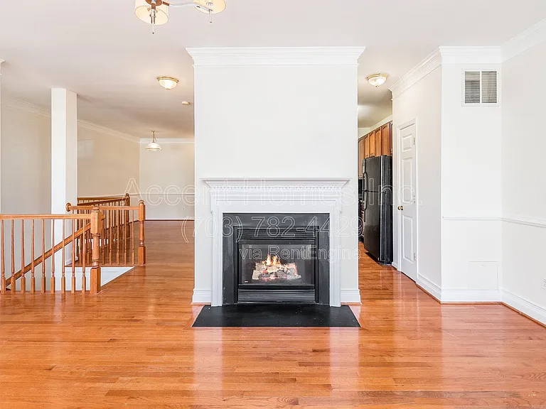 9875 Dochart Sound Ln — Photo 7