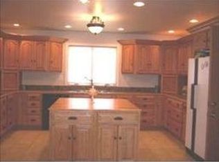 16 Abbott Rd, Canterbury, NH 03224