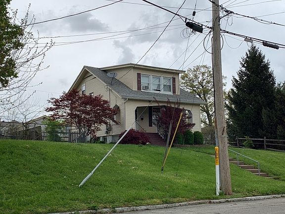 3rd image of 2812 Harris Ave