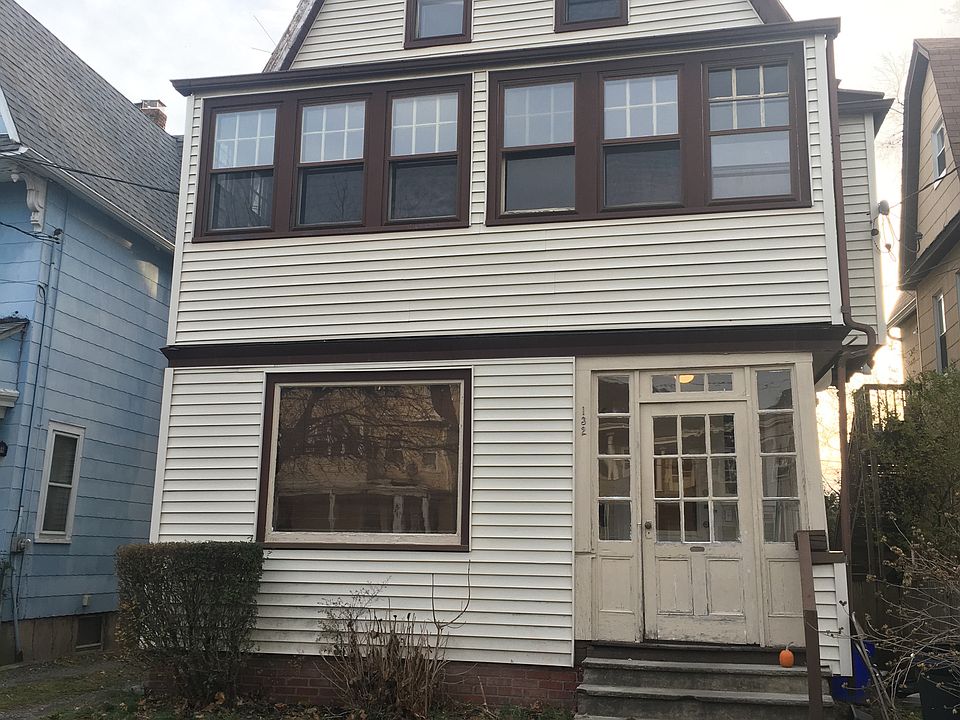 1st image of 132 Claremont Ave #2