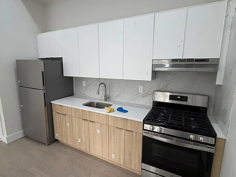 53 Lincoln Park #2A — Photo 5