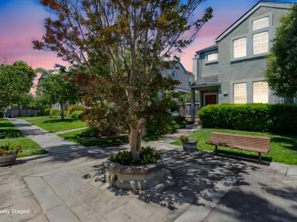 213 Village Cir, Santa Cruz, CA 95060