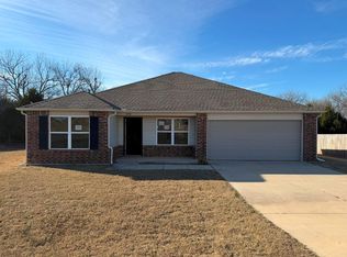 5636 Bent Creek Rd, Shawnee, OK 74804
