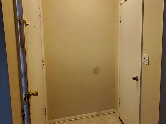 4th image of 12914 E 24th St