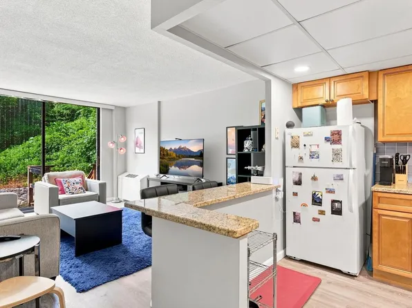 801 Yale Ave APT 101, Swarthmore, PA 19081