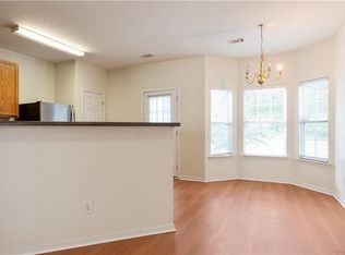 290 Brookview Dr, Riverdale, GA 30274