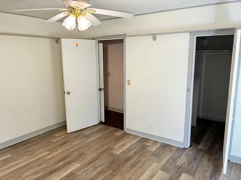 5212 S Columbia Pl — Photo 19