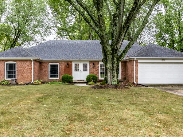 8936 Holliday Dr, Indianapolis, IN 46260