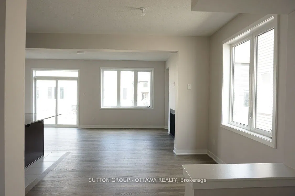 3 bed, $2,600 — Photo 1