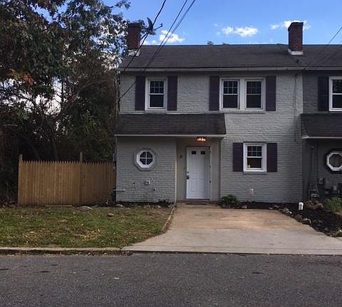 2nd image of 18 N Cannon Dr