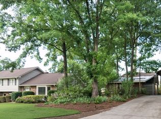 431 Woodstone West Dr, Marietta, GA 30068
