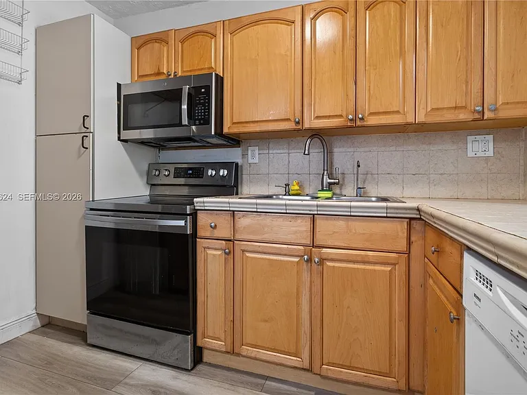 6070 W 18th Ave #209 — Photo 7