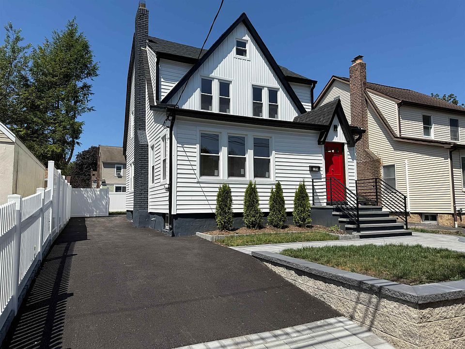 1st image of 190 Elder Ave