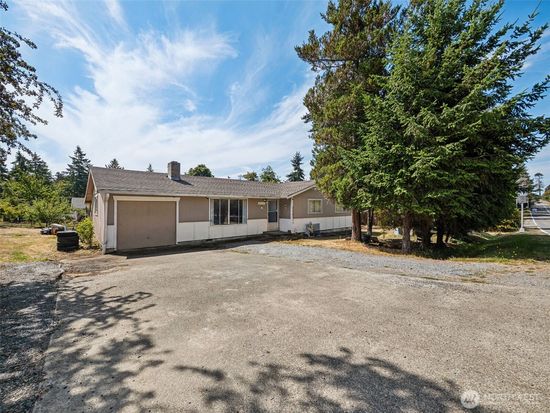 25105 12th Avenue S, Seattle, WA 98198