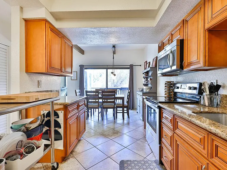 6395 Rancho Mission Rd #10 — Photo 3