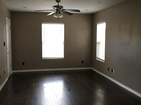 3rd image of 463 Eleanor Ave