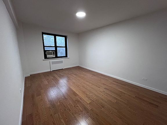 One bedroom 