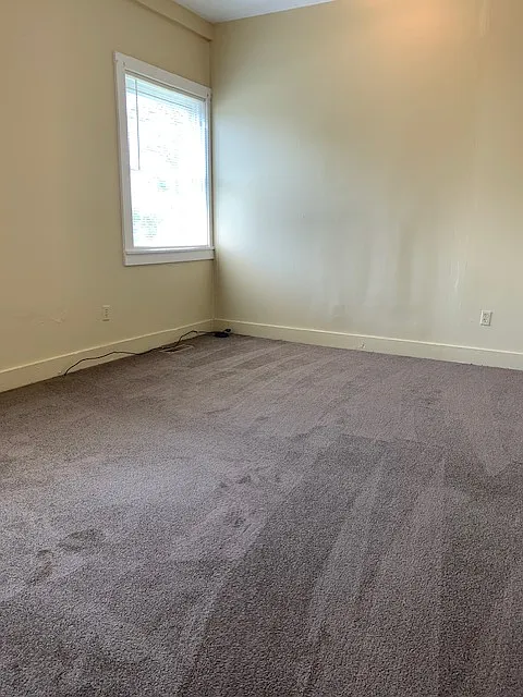 2 bed, 1025 sqft, $1,000 — Photo 4