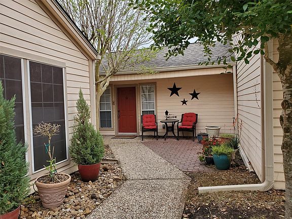 2nd image of 2106 Masters Ln