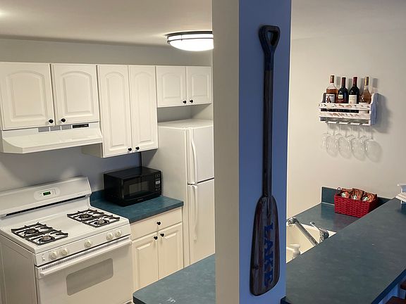 3rd image of 227 Dewey Ave APT 309