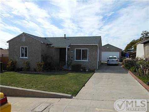 1st image of 520 Merlin Dr
