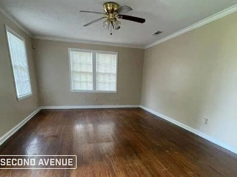 2753 Burns Ave — Photo 10