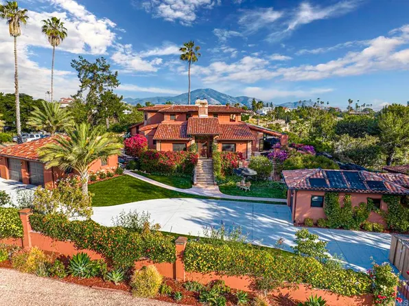 10189 Grandview Dr, La Mesa, CA 91941