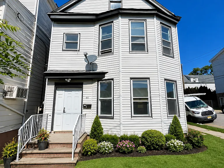 23 Somerset St #1 — Photo 6