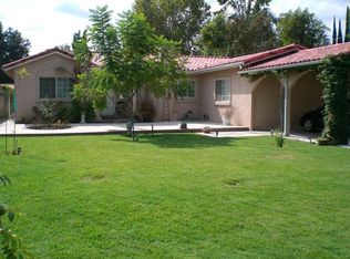 22950 Burbank Blvd, Woodland Hills, CA 91367