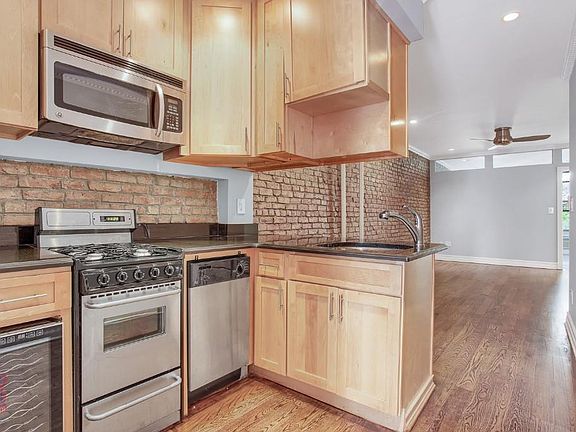 3rd image of 277 E 10th St APT 5