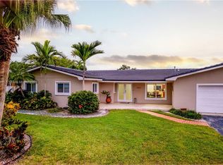 Pine Shore Sec 1, Miami, FL 33176