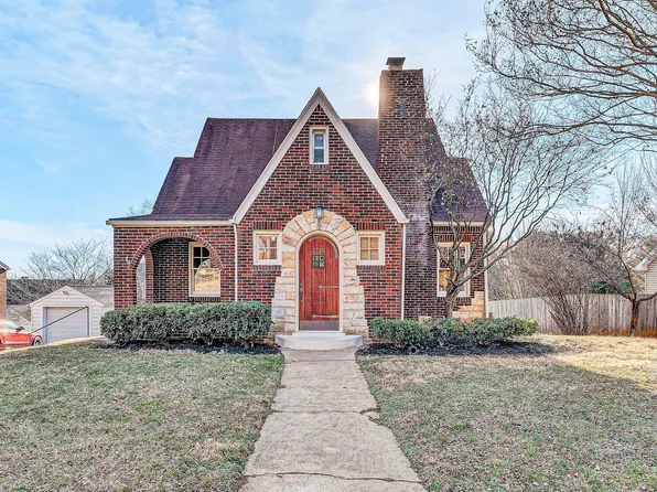 2715 Oakland Blvd NW, Roanoke, VA 24012