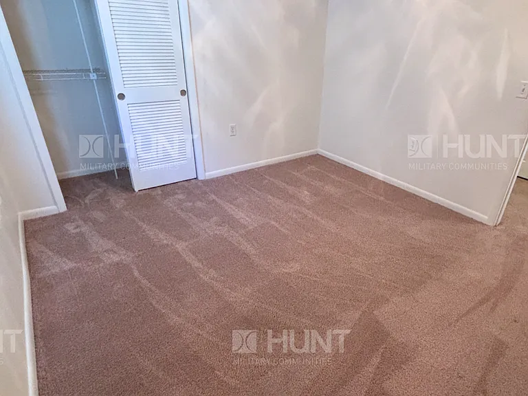 203 Acorn Dr — Photo 17