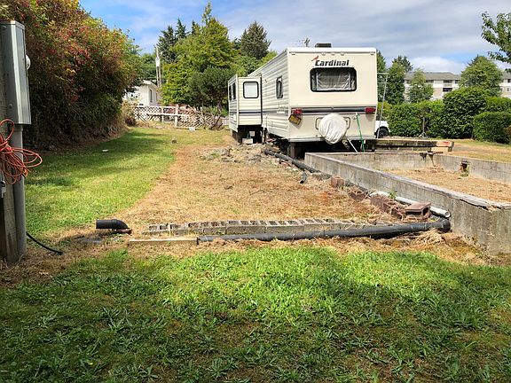 4th image of 2326 NE 29th Dr