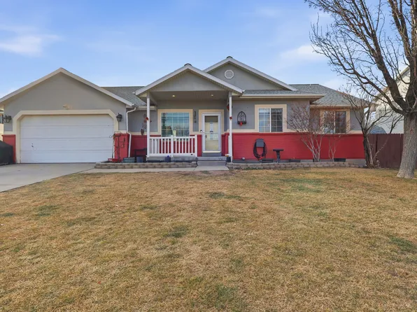 8764 S Pebblecreek Rd, West Jordan, UT 84081
