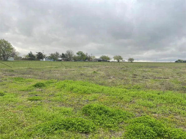 W Fannin St, Leonard, TX 75452
