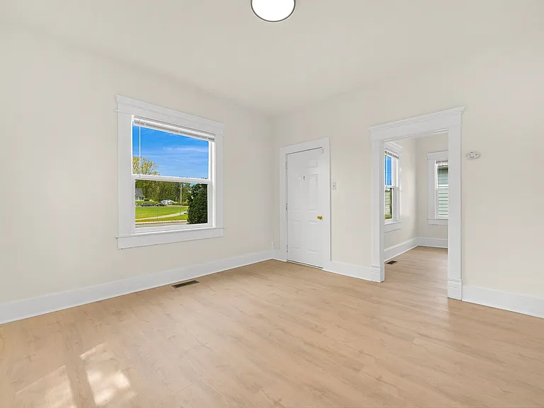 5608 1st Ave — Photo 7