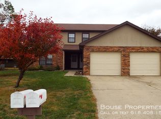 15 Kingsway Dr, Belleville, IL 62226